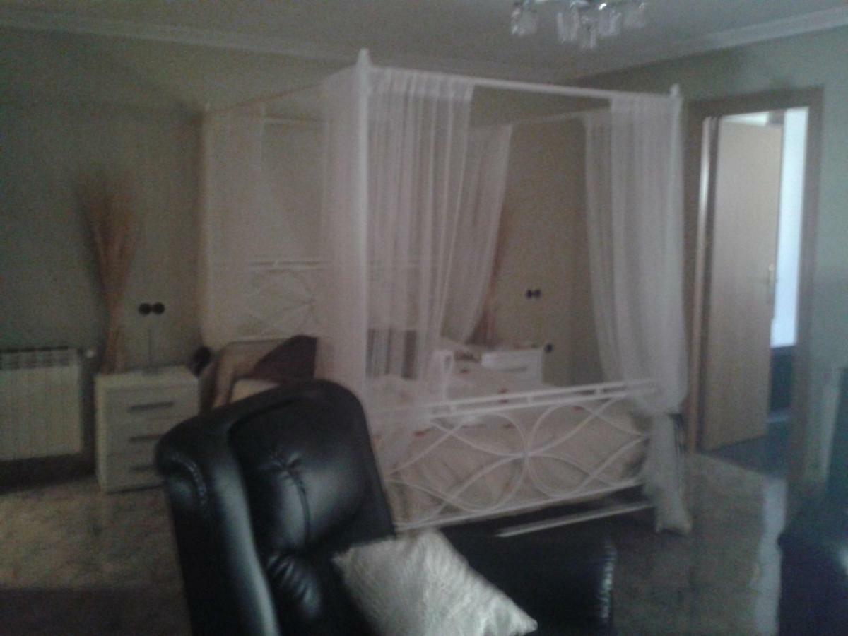 Hostal Texas 2 Fuentes de Ebro Exterior photo